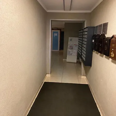 жилянская 118 жк элегант 2 комнатная Apartment Kyiv